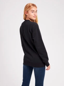 Burton Vault Crew Mens In True Black -New Look Vibe burton vault crew mens true black 4 31471.1635477402