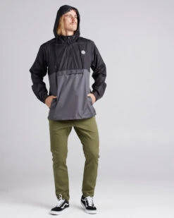 Mad Hueys Hueys Global Pullover Spray Jacket Mens In Black Char -New Look Vibe mad hueys hueys global pullover spray jacket mens black char 7 80185.1675901187