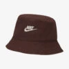 Nike Sportswear Futura Wash Bucket Hat In Earth Light Orewood Brown -New Look Vibe nike sportswear futura wash bucket hat earth light orewood brown 1 99717.1673917599